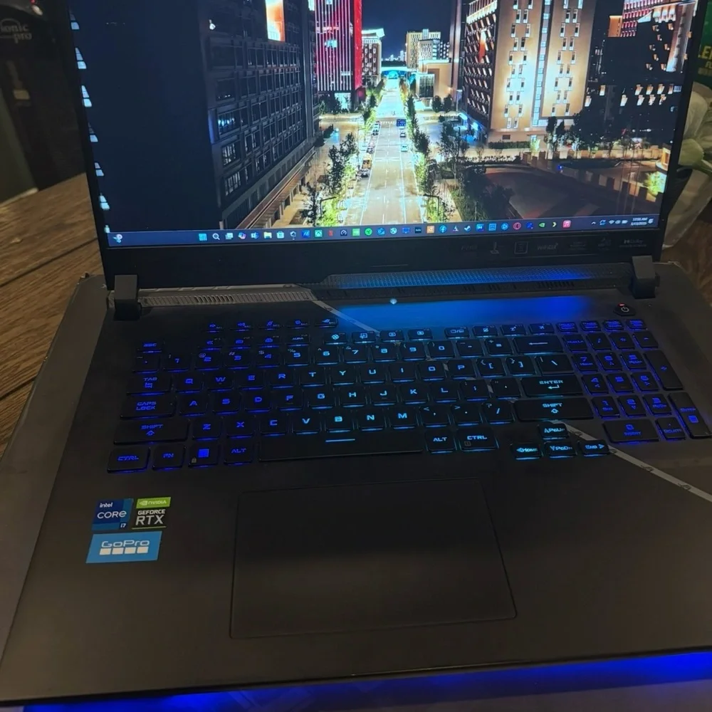 Asus ROG Strix Scar 17